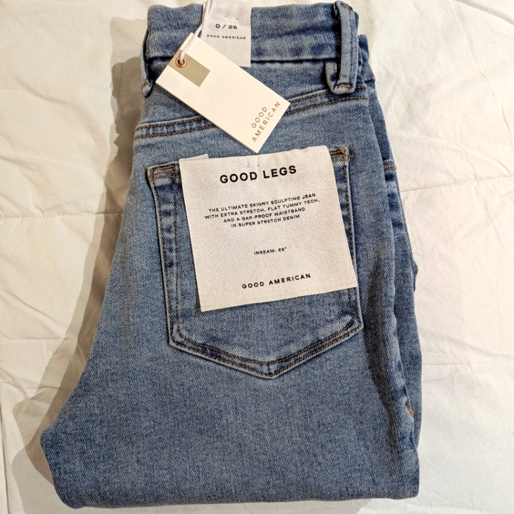Good American Jeans Size 0 / 25 - BRAND NEW, WITH TAGS